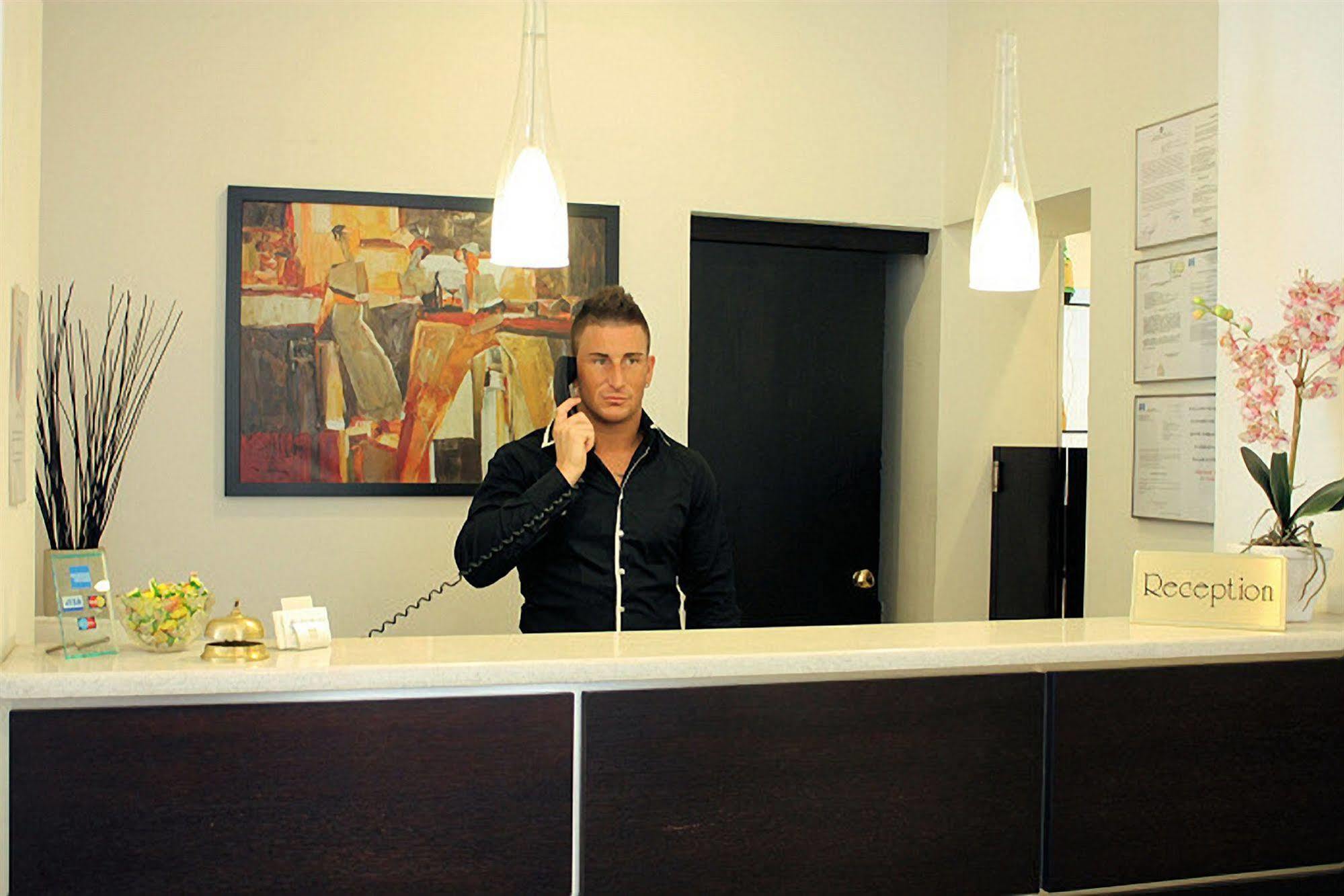 Hotel Paradiso Milan Exterior photo